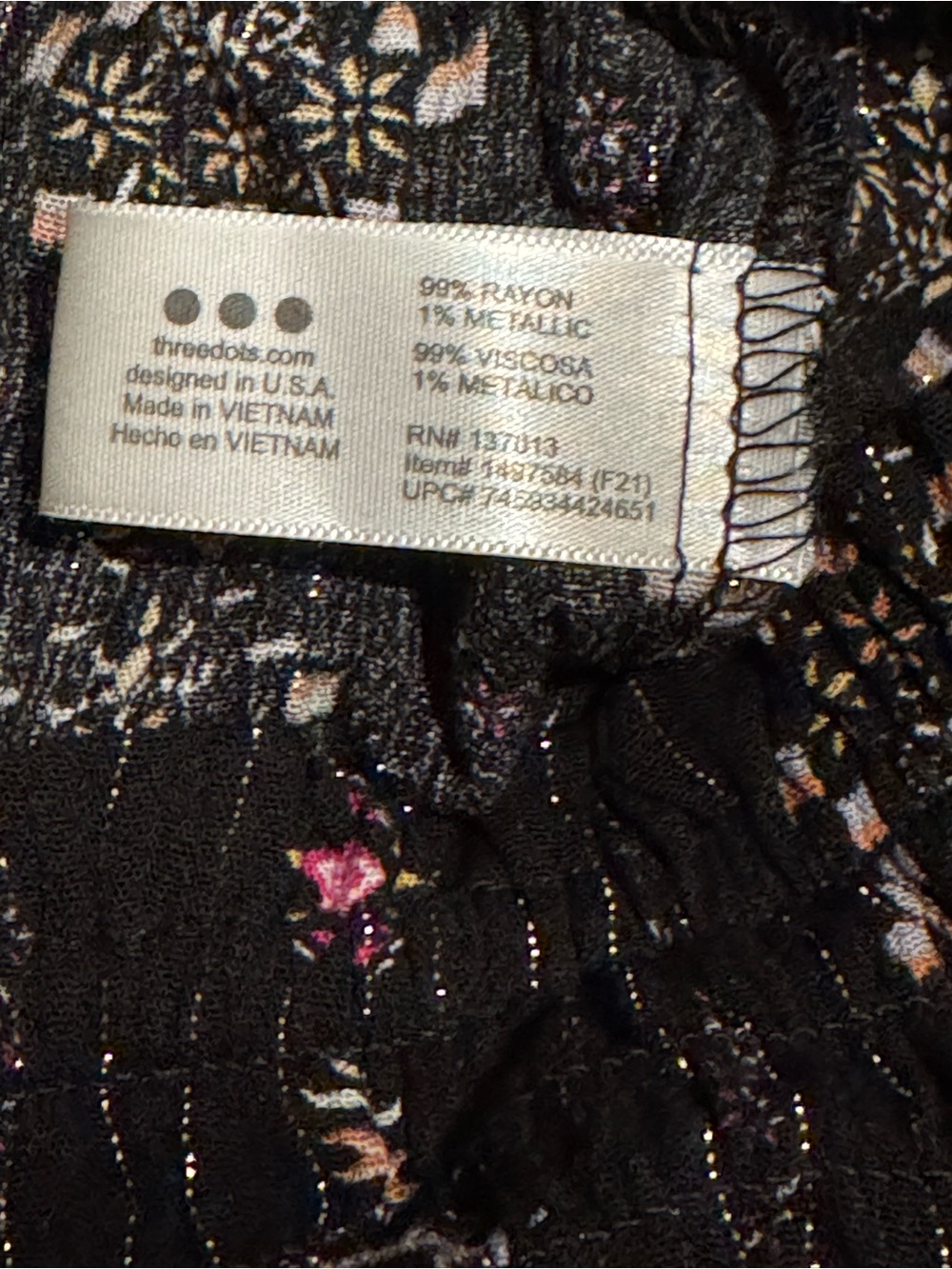 Three Dots Boho Resort Pull On Elastic-Waist Shorts Black Metallic Print Medium - Picture 4 of 4